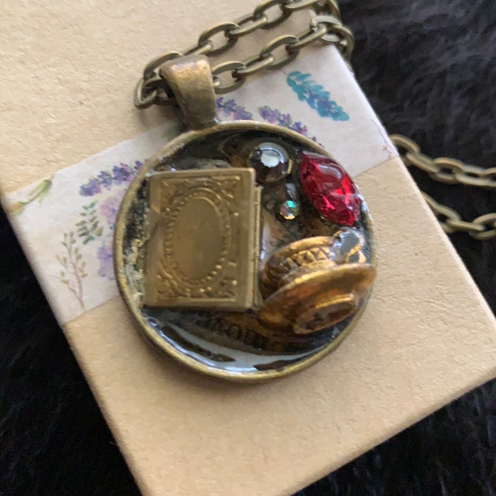 Gorgeous Necklace